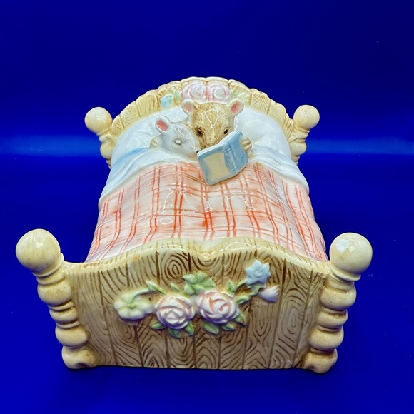 Vintage Terragraphics Ceramic Coin Bank Mother Mouse Reading Storybook to Baby - Picture 1 of 9